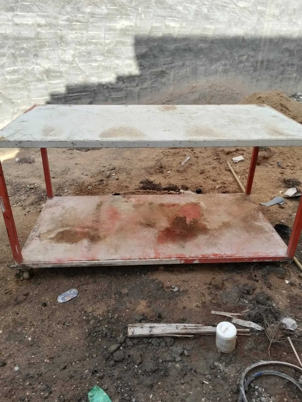 سلام عليكم غراض لبيع جدر وميز جديد عنوان امين ركية وسكينة لستفسار ***********
