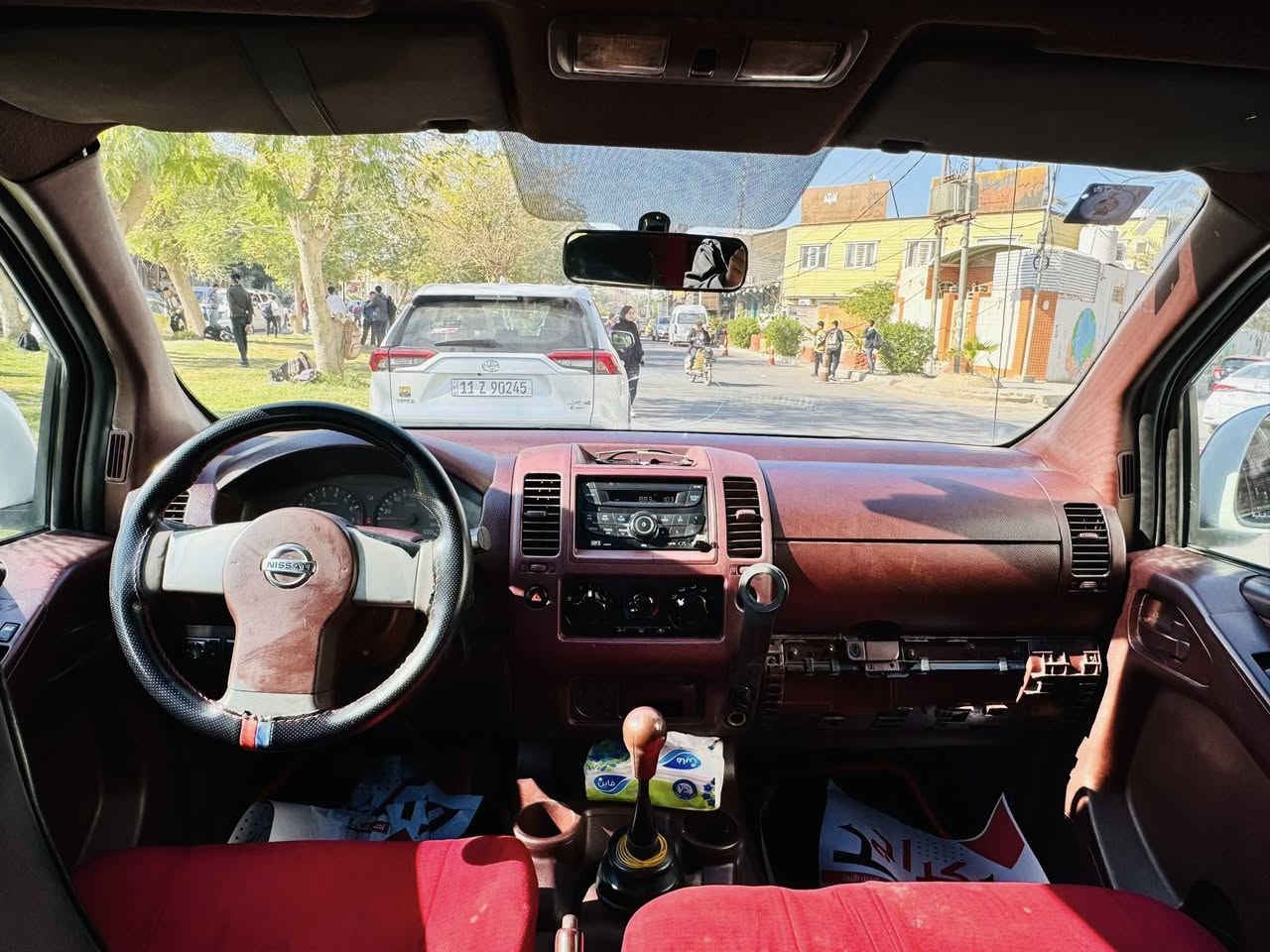 سلام عليكم 
نيفارا للبيع 2009 كير عادي بيه بنيد مبدل فقط رقم بصره مشروع وطني مكان السياره كربلاء السعر 74$ وبيه مجال 
***********
