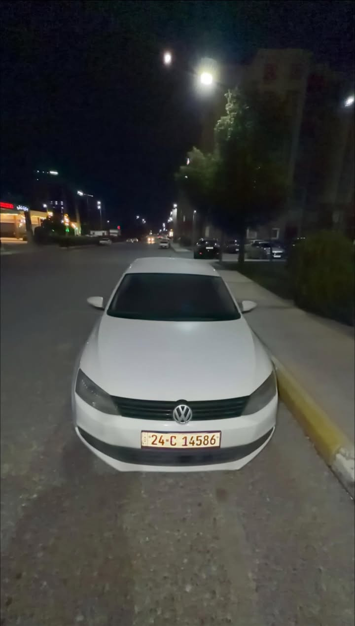 السلام عليكم جيتا 2015 خليجي بدون صبغ للبيع ***********
