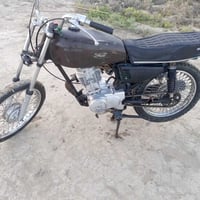 4 كير للبيع كلك كلك دراجه شلعه ومعدل السعر 200 وبيه مجال قليل 07837807...