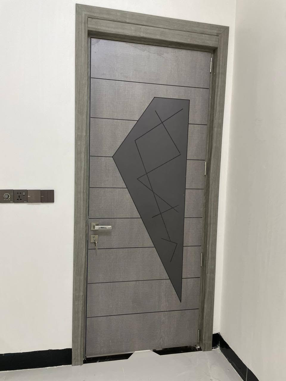 📢 شركة باب الثقة – بابل 🚪🇹🇷
مع باب الثقة .. الجودة والثقة بباب واحد ✔️

نوفر لكم أفضل الأبواب التركية الأصلية 100%
بضمان وتعهد حقيقي على الجودة والمتانة 💪

🔹 مواصفات الأبواب:
• خامة تركية مضمونة ومقاومة للرطوبة والخدوش
• عزل صوتي وحراري ممتاز 🔇🔥
• تصاميم وألوان تناسب كل الأذواق
• متانة عالية وعمر طويل ⏳

🔹 الخدمات المجانية:
✅ تنصيب مجاني
✅ نقل مجاني داخل المحافظات 🚚
✅ اكسسوارات كاملة (مقابض + قفل + مفصلات) مجانًا

📍 المناطق المتوفرة:
الحلة – النجف – كربلاء

📞 للاستفسار والطلب:
*********** – ***********

📍 العنوان:
طريق الحلة – كفل، منطقة المعامل، بعد جامعة الحلة الأهلية.

✨ باب الثقة … باب بمعايير تستحق ثقتك ✨
