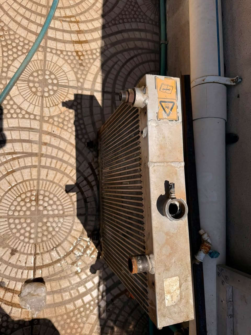 راديتر شفل كوماسو حجم ٧٥ للبيع كول عيب مابي رقم صاحبه 

***********
