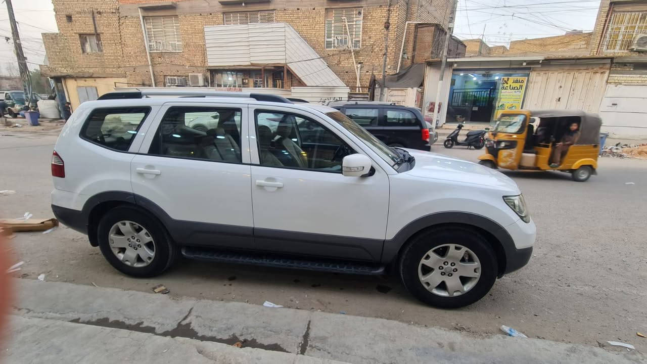 سلام عليكم
موهافي  موديل 13 
فتحه سقف 
كشنات جلد 
سبعه راكب 
3قطع تبريد 
تحكم سترين 
حساس خلفي 
كامره  
ويل 18
السياره ماشيه 162الف قابل للزياده 
بيه جاملغ خلفي جهة السائق صبغ مع بارد بنفس الجهه
السعر 140 وبيه مجال 
رقم ألماني هزه جديده 
***********
