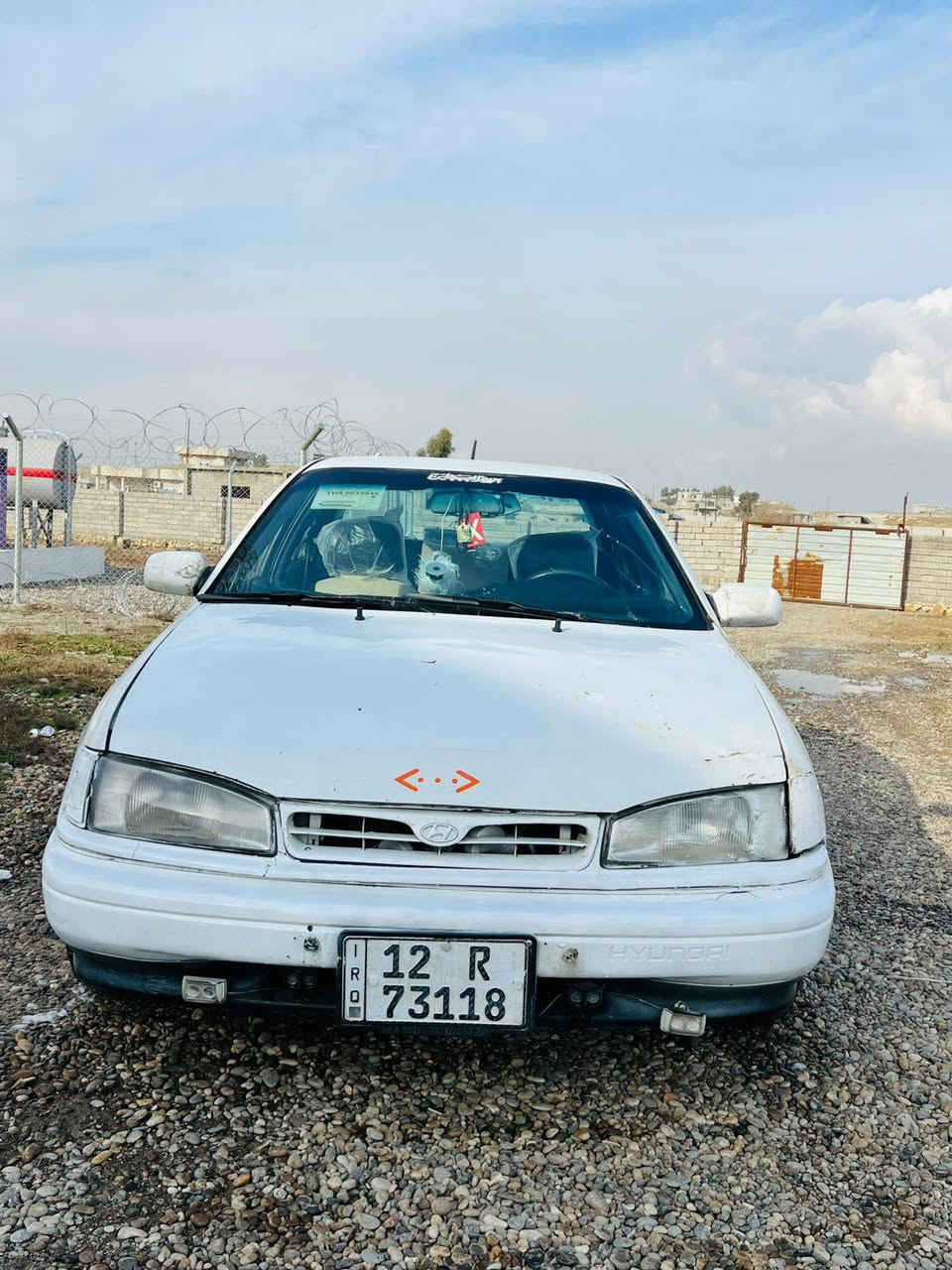 السلام عليكم لنتره موديل 1993سياره جديده ومامتعوبه كير محرك شرط محرك تك مو دبل طخم تاير جديد سنويه 2029 كابون بانزين رقم اكليزي  الشرعي  بلموصل السعر 32وبي مجال للشراي اليحب يستفسر اتصال عل رقم ***********
