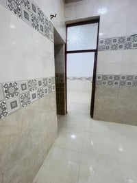 بيت ايجار • ١٢٥م • غرفتين