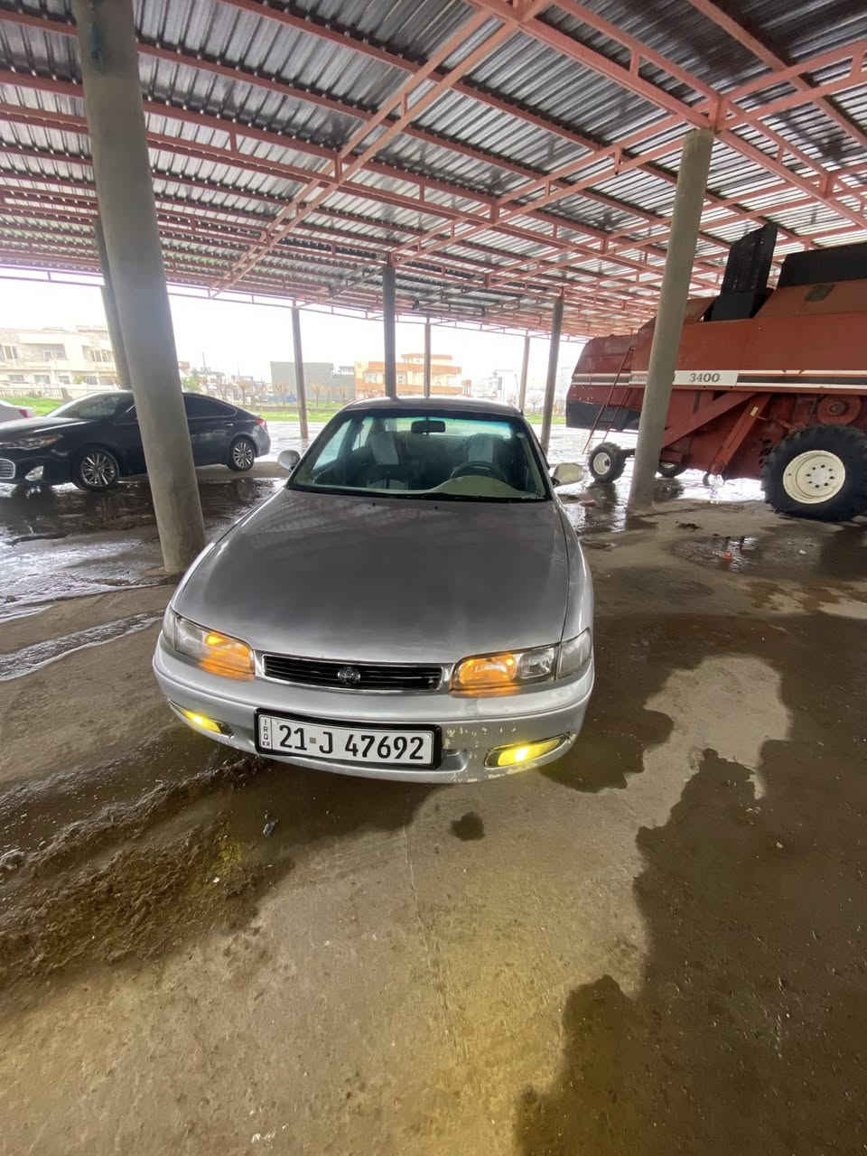 ٤٣$
(السلام عليكم، گةر قيسمةت هةر كي بي مالي فةقيره و نيتي فروشتنم هةيه،هين مالي خومه و هةر كةسي موشتةري بيي من لةكةلي ريك ئةكةوم انشالله بةسعري خوي )مازداي خةليجيه و موديل ١٩٩٥ة گير عاديه رةقةم و سةنةوي و هةزةي تازةيه هةتا ٢٠٣٠تازةية مةكينةي  گيري و عينةو كلاج و تةبريد سارد و گةرم و هةمووي بي عةيبه تاية هةر جواري تازةيه لةخوا بةزيابي ئةويش مالةكةي هيج ليدراوي نيه نة بيش نة دوا نة لا شان نيةتي و خايسي نيه و هةر برسياري ترتان هةبوو بي دوو دلي و بة راست كويي جوابت ئةيمةوه انشالله سعري ئةليم 43$و معامةله و گورينةوة ناكةم 
***********واتساب و فايبةرم هةيه
