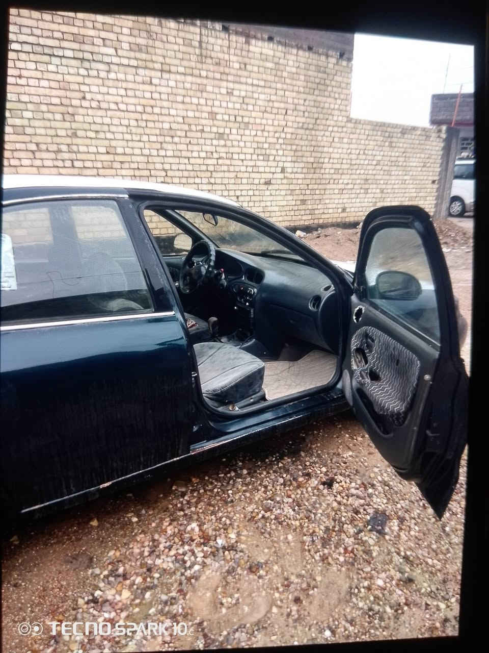 سلام عليكم عندي الانترا افانتي بزون اصوليه رقم ديالئ الماني  بيها كير ومكينه حاويه بالجيس فقط يرادلها ضفيره عقل وبيها قاصر واذا تريد تحويل تسوي قسام شرعي وتحول بأسمك 

رقم *********** مكاني واسط 

اريد مراوس بملكه جنون ادوات
