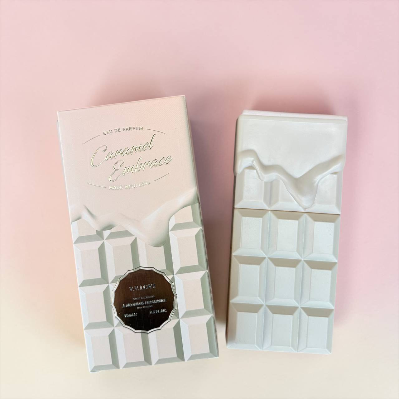 كماليات زيوني 

✨ عطور كاكو بنفحات الحلويات ✨
روائح فخمة مستوحاة من عالم الشوكولاتة والحلويات 🍫🍓🍯

💎 تصميم جذاب وفريد يشبه ألواح الشوكولاتة
💎 عطور ثابتة وفواحة تناسب كل الأذواق
💎 مثالية للاستخدام اليومي والهدايا

📦 الحجم: 100 مل

⏳ الكمية محدودة

📲 للحجز والاستفسار راسلنا الآن قبل نفاذ الكمي
  وتساب /***********
