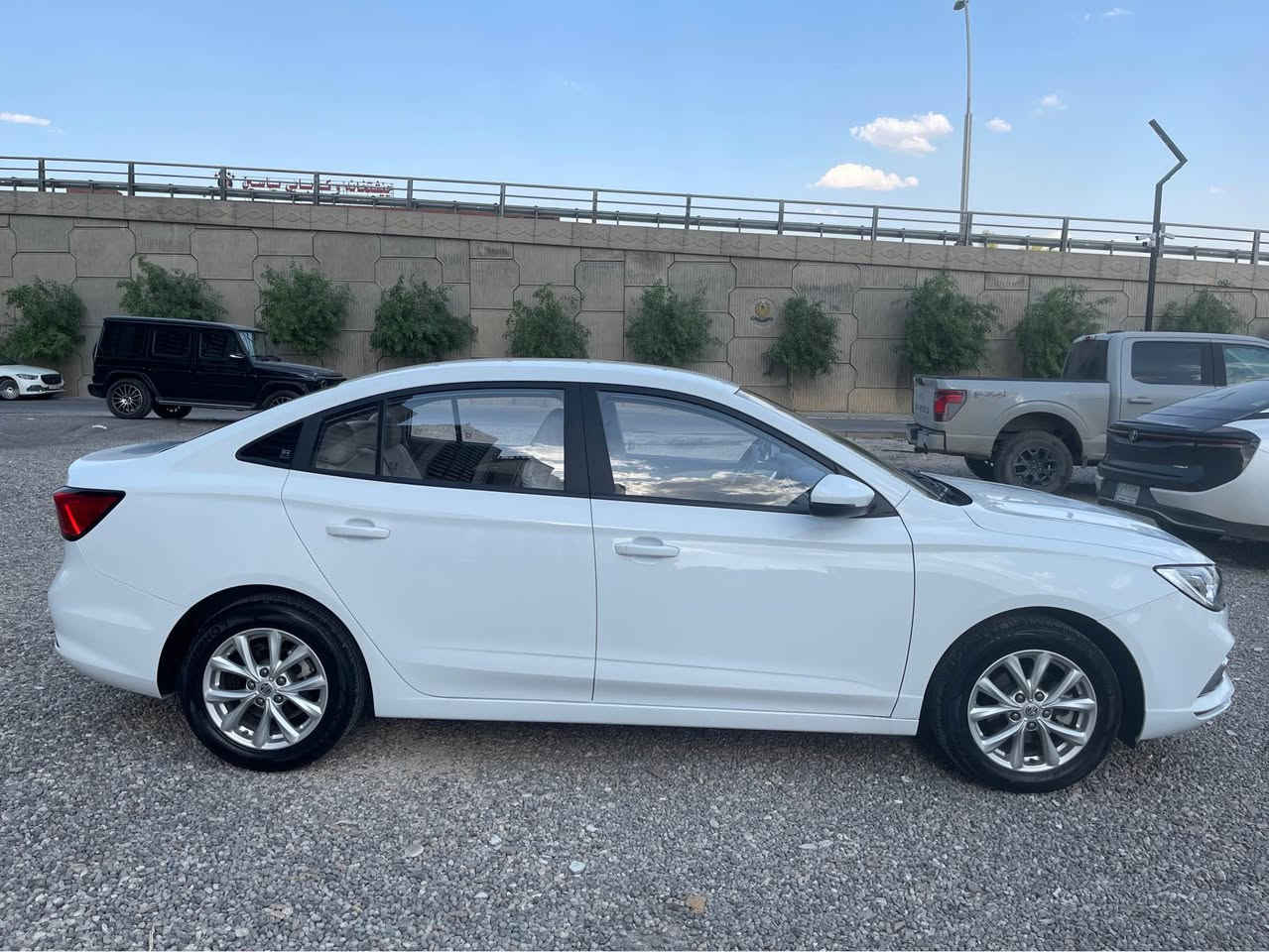 MG 5 2024 ستاندارد پڵەس بێ سبوخ و بێ لێدراو 
زەمانی شەریکە
15000 کیلۆمەتر رۆشتوە 
***********
رەقم هەولێر أربيل, العراق
