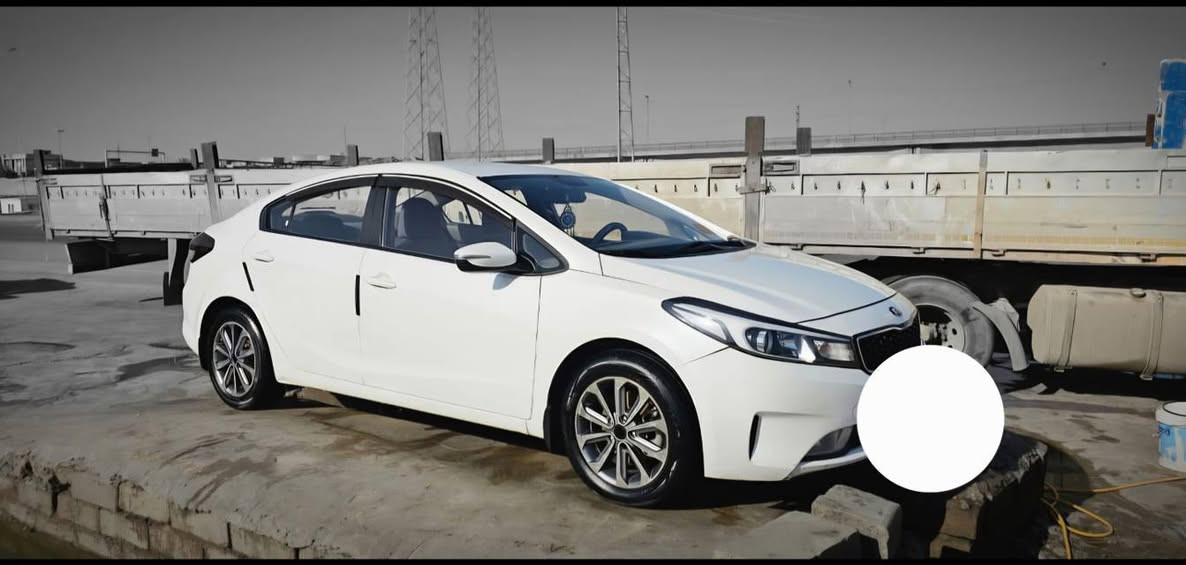 بسم الله الرحمن الرحيم
سيراتو 17خليجي

 اربيل 
ماشيه ١٤٨ الف
السنوية بأسمي تنتهي 28
لون صدفي مكفوله

مجفته تجفيت وكالة مضبوط

مكاني البصرة 

السعر[  129]
وتساب
***********
