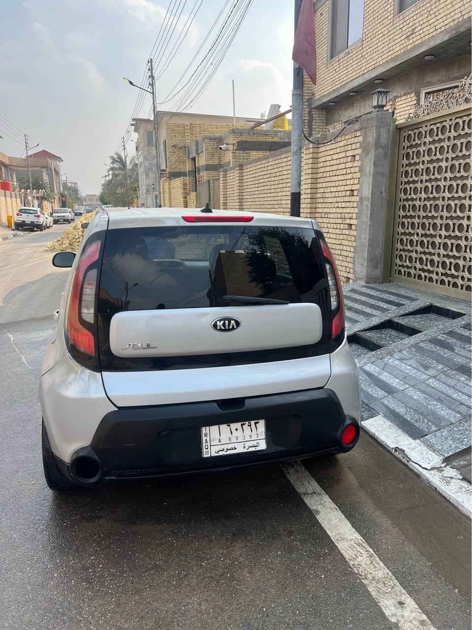 كيا صول ٢٠١٦ بأسمي السياره غير مكفوله المكينه والكير بلاد 
السعر 90 ورقه مكان السياره الجنينه الشارع التجاري رقم الهاتف *********** البصرة, العراق
