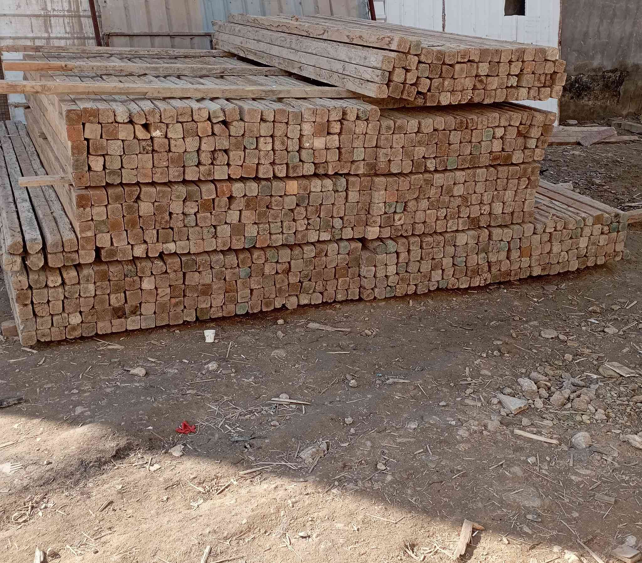 للبيع سيير نضيف جميع القياسات من 1 متر إلى 4 متر 
العنوان في بابل،  للاستفسار ***********
