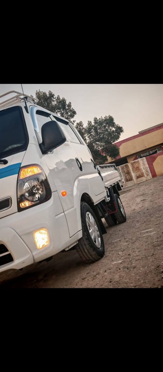 سلام عليكم.                       كيا بنكو موديل (2017).   رقم بغداد الماني مشروع وطني،،،،مكينه مسكر،،،، مجول كير وتماتيك/مكينه/كير/اكسن/شاصي/حداديه/تخم تأير/مكفولات+فول وربع+مرايات شفط+تتفه مرايات+تتفه ستيرن+تتفه كشن،،،، تتفه تبريد ،،،،سبيرات عدد2+جك+ويل سبانه،،،،سياره مكفوله كفاله عامه من ضربه وتبديل وصبغ.   رقم الهاتف [*********** ] مكاني بغداد
