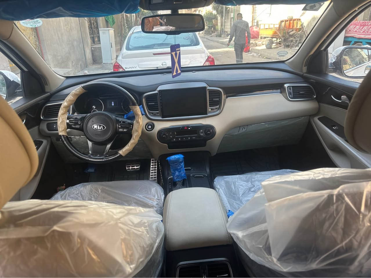 سورنتو مديل 16 خليجيه سياره كفاله ضربه وصبغ وتبديل مكينه 6سلندر 7راكب السياره جديد رقم ذي قار تحويل مباشر مكانه البصره وسوناره مرفوق بل المنشور والشراي يتصل *********** البصرة, العراق
