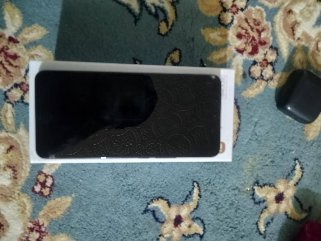 سلام عليكم جهاز شاومي تي12بروه ذاكرته 256جهاز رام 12 بل بوبجي 90فريم بطاريته 500 مكفول من كلشي ماعده الكسر بل ظهر واشوي بل شاشه ماثرات جهاز كامل ملحقات سعره 140 بيه مجال  قليل لشراي ***********
