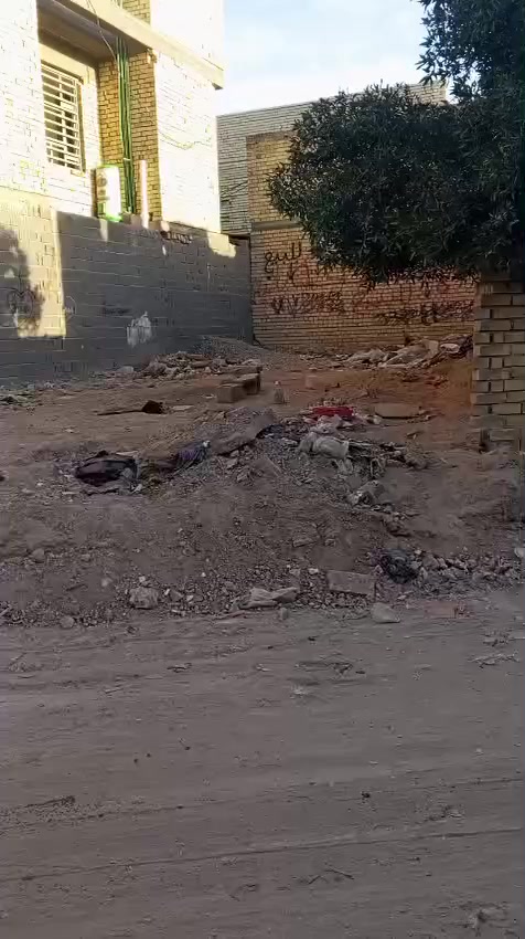 للبيع 120 مربعه سعر 33 بيه مجال ضباط ثانيه زراعي بلديات بظهر معسكر البلديات قرب سكلة ابوطيبه استفسار ***********
