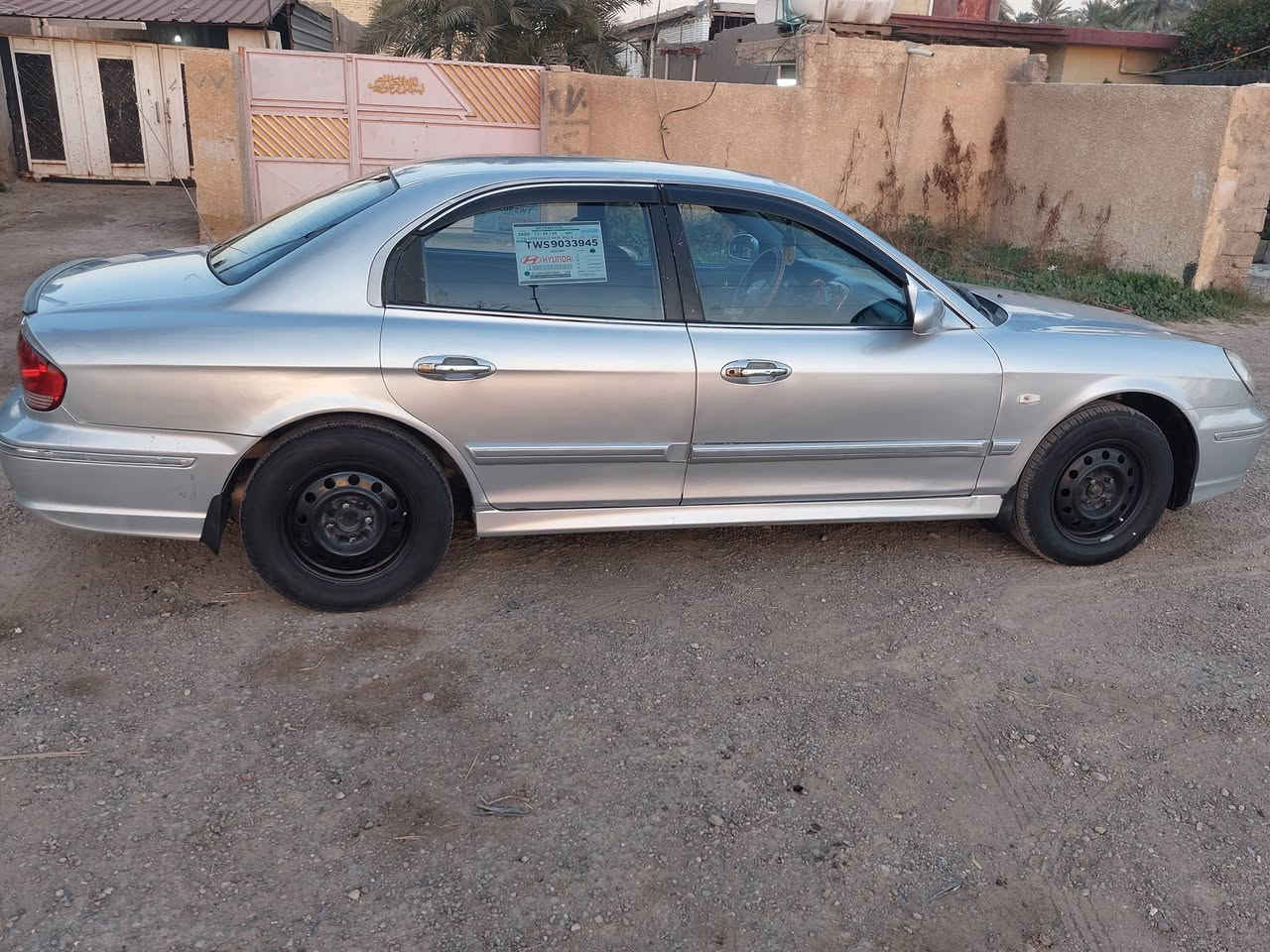 سوناتا وفود 2002
رقم بغداد انكليزي بأسمنا تحويل مباشر 
محرك 6 سلندر 2700 
السيارة خير من الله كهربائيات فول كامرة خلفية 
كشنات بلادي بعدهن على وضع الشركة 
تبريد ثلج 🥶 تدفئة كلها فول 
تخم تايرات جديد 
كير اوتوماتيك
غرفتها حلوة 
مكان السيارة بغداد 
السعرر (67) 
الرقم ***********
