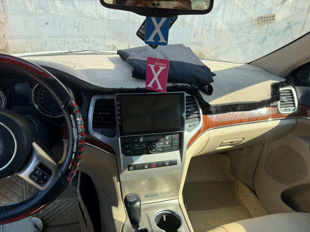 سلام عليكم 
سياره جيب لاريدو لبيع 
خليجي لمتد فوول مواصفات 
موديل ٢٠١٣ 
مكينه كير كفاله صدر خلفلي امامي جديد تخم تاير 
مكينه شادهاا عل أيدي جديده مكينه ٣٦٠٠ 
رقم بغداد دولي باسمي 
سياره. فووول مواصفات 
سياره استخدام شخصي 
سياره نقص برغي مابيها 
مكاني ديالى خالص هبهب 
رقم الهاتف *********** 
سعر خابر وبيك خير ودلل بعقوبة, ديالى
