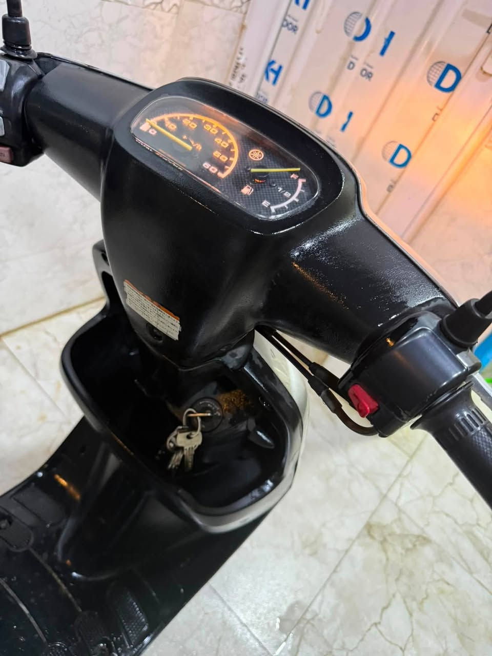 بطه 2003 للبيع السعر ١١٠ مستعجل ولله  فقط صار شهر ونص من خذتها من الخاويه اي نقص مابيها برغي ممفتوح بيها وهذا رقمي
***********
