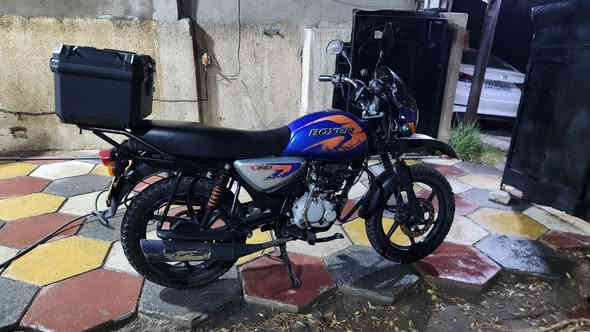 بوكسر 2022 مرقم تحويل ثاني يوم
دراجه مجفته جديد نظيفه ما بيها اي نقص 
سعر مليونين و200
***********
