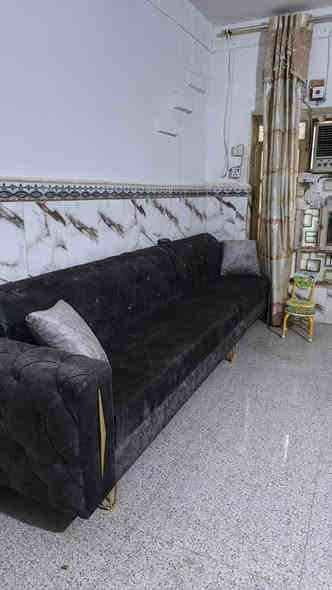 ديوان شغل سليمانية 10 مقاعد
سعر 350 
العنوان ديالى هبهب
تواصل : ***********
