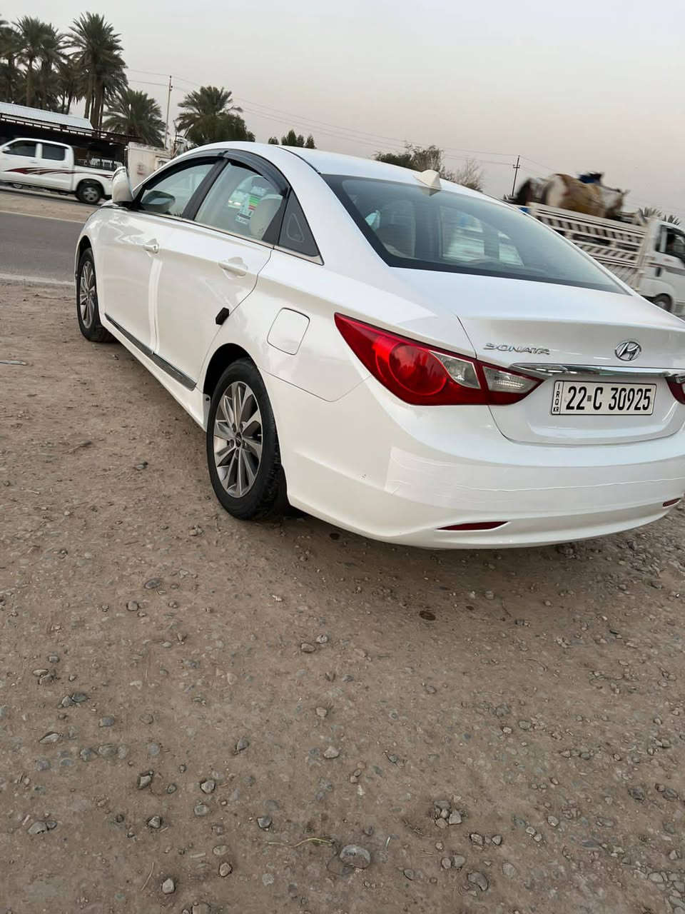 السلام عليكم  ورحمة الله وبركاته
سوناتا خليجي مديل 2013 شكل ال 14 .. خليجي  قطعه وحده فقط شرط سونار رقم اربيل دولي سنويه ال 2028
شرط تحويل ................
موصفات سياره 
محرك 2400  دوش المرغوب 
بجم ال 14 زنون 
أشاير بالمري 
مري شفط 
شفتات ستيرن 
صوت انفنتي 
دمام خلفي 
كشن كهرباء 
حساس خلفي أمامي 
داخل لونين 
فول تحكم ستيرن 
ويل  كروم جديد بلادي 
سياره جديده بمعنى الكلمة 
تخم تاير صدر مكينه كير كلها بشرط  لا تنقيص ولا تبخير
-------------------------------------------
مكان سياره بابل طريق الدولي سريع ....السعر 132 مجال كلش بسيط ‏‪***********‬‏
وتساب ‏‪***********‬‏
