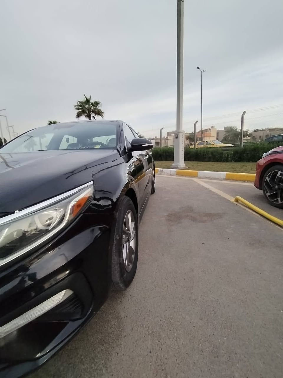 اوبتما السعر 132
2019
٢٤٠٠ مكينه
 تحويل سبوع
وارد أمريكي
مري وخلفي حساس
غزاليه شارع المرور 
***********
***********
