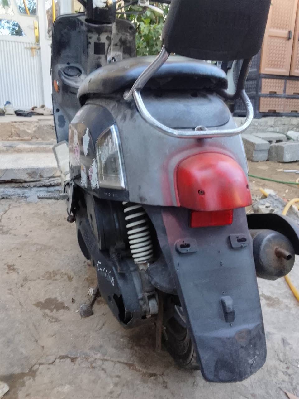 سلام عليكم هاي الدراجه بوليس نوزل لبيع سعر  بخمسميه وخمسين وبيه مجال حك جيتك + شعندك مراوس راس براس نزل رقمي وتواجد هم وتساب ***********
