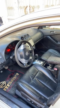 للبيع نيسان التيما ٢٠٠٨ امريكي حادثه خلفي و بالعراق جاملغ وبنيد بدون د...