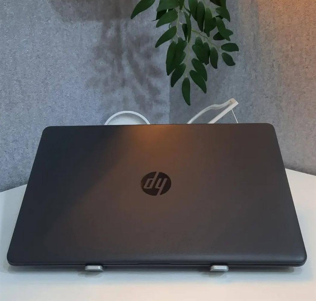 لابتوب HP - الجيل الثامن - هارد عملاق 1256 كيكا ( 275 ألف + جنطة + ماوس + سماعات ) 

كور i5 الجيل الثامن 

رام 8 كيكا DDR4 

هاردين : الأول SSD حجم 256 كيكا .. الثاني HDD حجم 1 تيرا (المجموع حجم كبير 1256 كيكا)

كارت شاشة Intel UHD Graphics 620 حجم 4 كيكا 

شاشة 15.6 FHD 

مكاني بغداد (توصيل بكل العراق)

واتساب ***********
