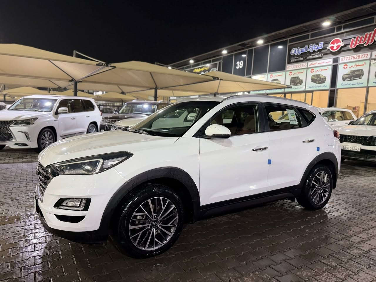 توسان خليجي 2019 مرقم بغداد
عامه السيارة  وسونار موضح في الصور  السيارة وكالة كاصد فوول ماعده الفتحه 
السيارة ماشية :- 82 الف 
 السياره بصمه وتحكمات ورادارات وشاشه وكشنات كهرباء وكاميرا واشاير بالمري تخم تاير جديد ودوشمه جديده 

السعر :- 193 $ وبيه مجال 

مكان السيارة:- كربلاء طويريج 
للاستفسار:- ***********
