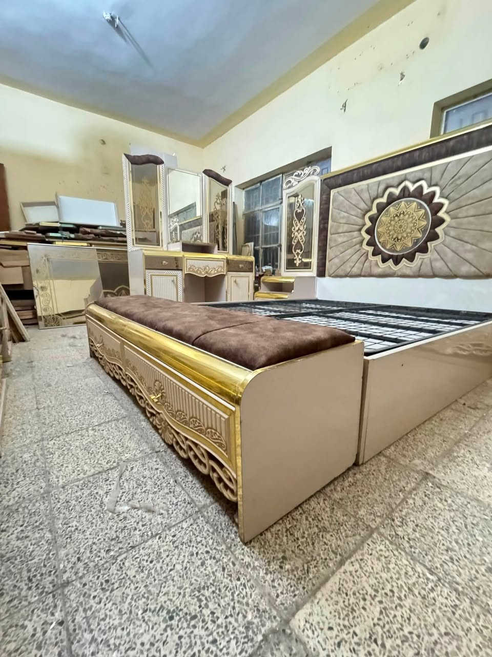 مزاد البركة غرف نوم تركي نفرين
الغرفه الاولى ٨ قطع السعر ٨٠٠ الف 
الغرفه الثانيه ٨ قطع السعر ٨٠٠ الف
العنوان الفلوجة حي الضباط مقابل جامع المدلل متواجدين من الساعه ال ١٠ صباحاً الى ١٠ مساءً
*********** واتصال
***********واتس آب واتصال
