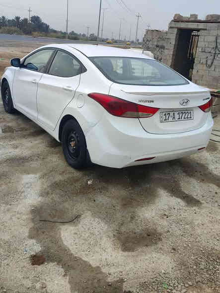 سلام عليكم النتره خليجي موديل 13 بسمي بيه رشات اثر شخوط تقريب 3 قطع كير مكينه تبريد بحاله جيده ترهم مقدمه والباقي قصاد شرط ماستر تبقى عندي للضمان او نقد 

اتصل ***********
