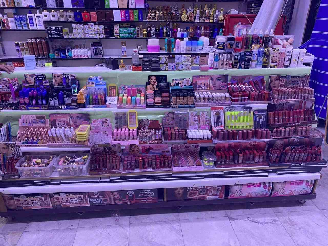 السلام عليكم 💁
تصفيه محل عطور ماركه مع مكياج نسائي
العنوان كربلاء بسعر مناسب👇


**إذا كنت صاحب هذا الإعلان وتريد حذفه لأي سبب، رجاءا أرسل رسالة إلى الدعم الفني**