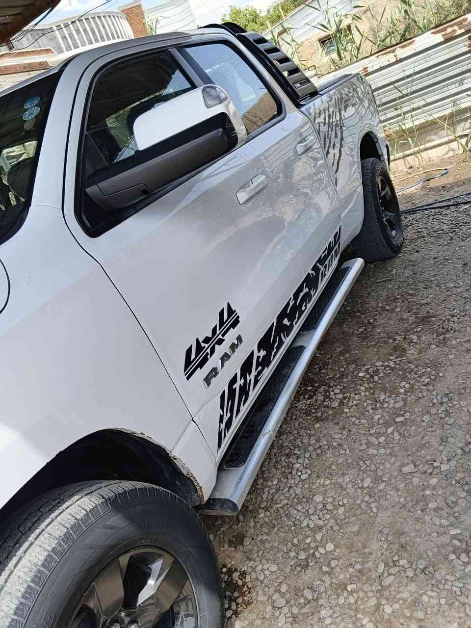 RAM 1500 TRADE 2020
V6
فور ويل
باب قصير بدي قصير
مكينة كير كفاله 
ماشية 161 الف كيلو متر 
تبريد خير من اللة
رقم وهزة وسنويه كله جديد 
صبغ جاملغ امامي وربع جاملغ خلفي
بدون دواخل 
سيارة جاهزة على اخير حباية 
مكانه ديالى ديالى جديدة الشط
مراوس حسب القناع أو بيع

***********
