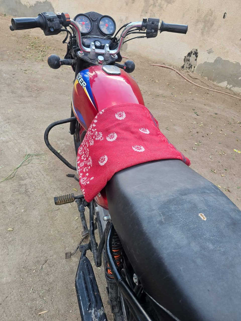 دراجه البيع موديل 2019 نضيف كلش اورق السعر 850 بيه مجال رقمي الهاتف ***********
