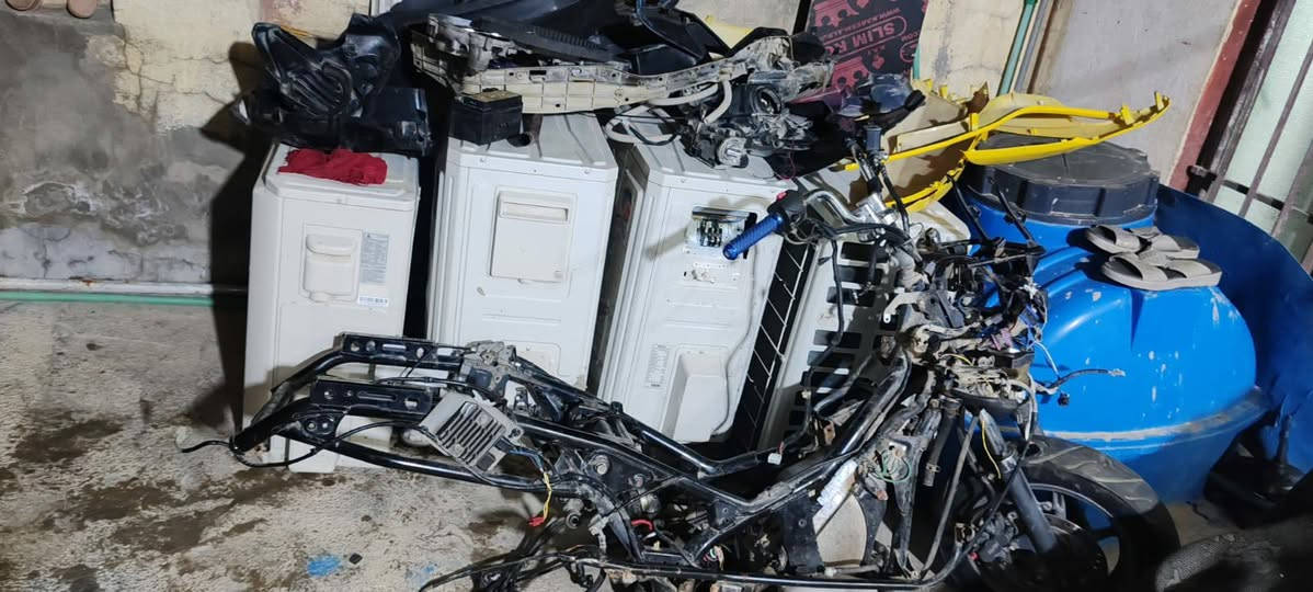 تفصيخ فورزه.0.10S7
شنو تحتاج موجود حاجه نضيفه وجوه السوگ 
توصيل كل المحافظات
للتواصل علئ الوتساب
***********
