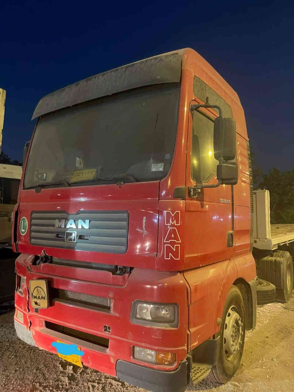 مان تيكه موديل 2004 للبيع مع العربانة او بدون
مكينه بم ونوزل جاهزة مكينة وگير وسبلت فوك القمارة جديد شغال تخم تاير باتريات جدد عربانة 3 دناكير زوج تخم تاير والعربانة كاملة ما ناقصها شي حتى كهربائيات كاملة والعربانة طولها 12 متر و60 سياره كاملة وحادثها موضح بالصور فقط الدعامية الامامية مكسورة ورقم سليمانية
3 أرقام وكالة وسنوية منتهية 2023 
وراعيها عربي من بغداد حي الجهاد والسعر 130 وبيها مجال 
مكاني البصرة الزبير للاتصال ***********
