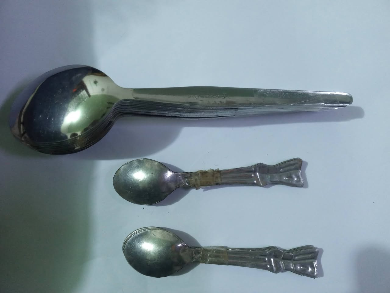 درزن ملاعق اكل 12 قطعه غير مستخدم
درزن ملاعق شاي 
12 قطعه غير مستخدم
للبيع الكل 20 الف


**إذا كنت صاحب هذا الإعلان وتريد حذفه لأي سبب، رجاءا أرسل رسالة إلى الدعم الفني**