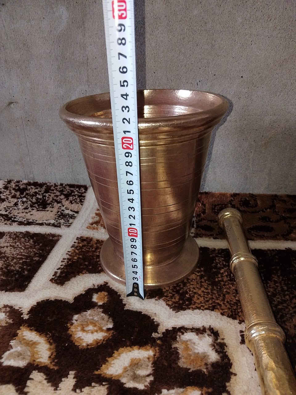 السلام عليكم هاون 22  اليدة 34نضيف جدا 
السعر 250 المكان موصل  لايوجد خدمة توصيل 
***********
