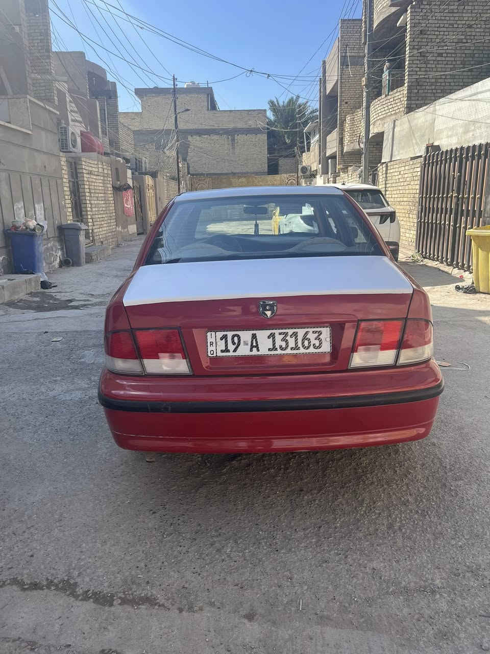 السلام عليكم سمند 2012 رقم كربلاء باسمي السياره مصبوغه عام اثر جراد وعندي فيديو قبل الصبغ مكفوله من الضربه والتبديل السعر 37  بيها مجال مكاني بغداد بالامين الثانيه ***********
