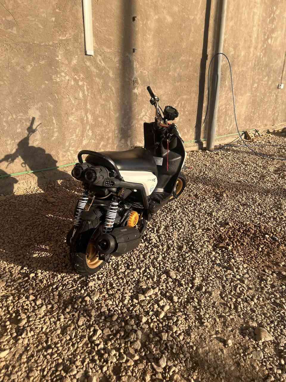 دراجه سكنس جبلي نظيفه ما مفتوح 🫠 مكفوله كفاله عامه بيها تزويد السكان رياضي ودبل امام رياضي السعر 900 وبيها مجال قليل التواصل ***********
