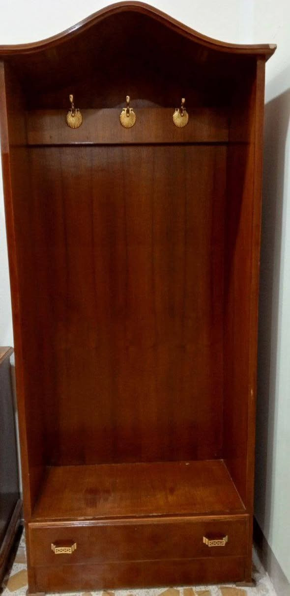 غرفه خشاب صاج شرط النضافه سعره 800 مكاني سماوه البندر ***********
