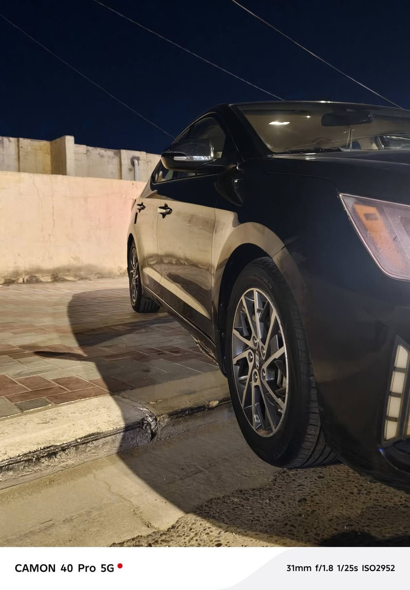 السلام عليكم
إخوان سياره
انتره2020
أمريكي كرير
سياه حلو 
مال جناي
رقم كربلاء
والمكان كربلاء
السعر140ورقه
وبيع مجال
🩷🩷
رقم الهاتف ***********
