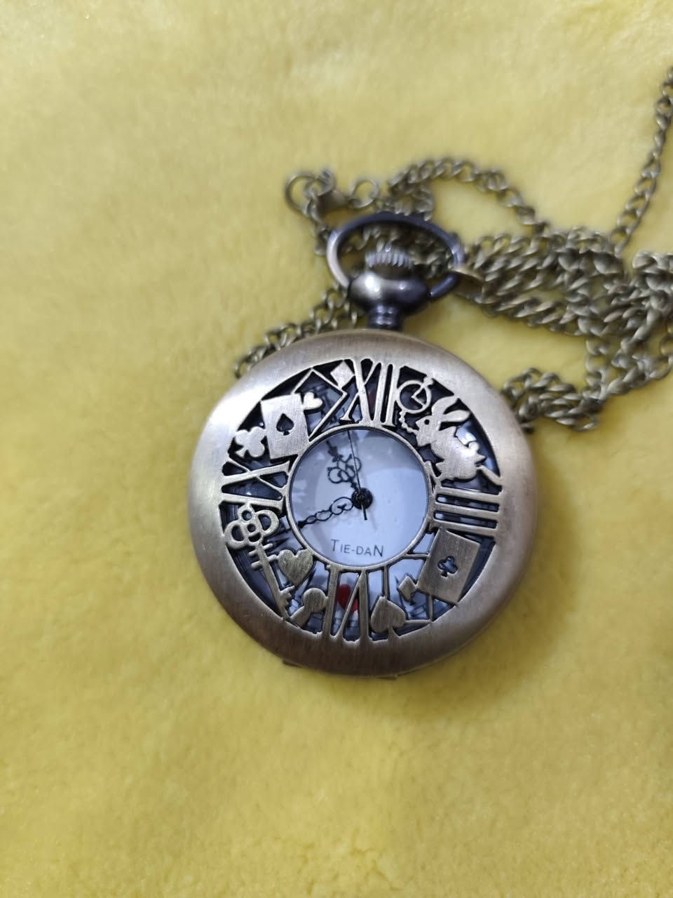 ساعه جيب قديمه باله اوربي البيع توصيل موجود حساب ثاني علي ناصر الهلالي


**إذا كنت صاحب هذا الإعلان وتريد حذفه لأي سبب، رجاءا أرسل رسالة إلى الدعم الفني**