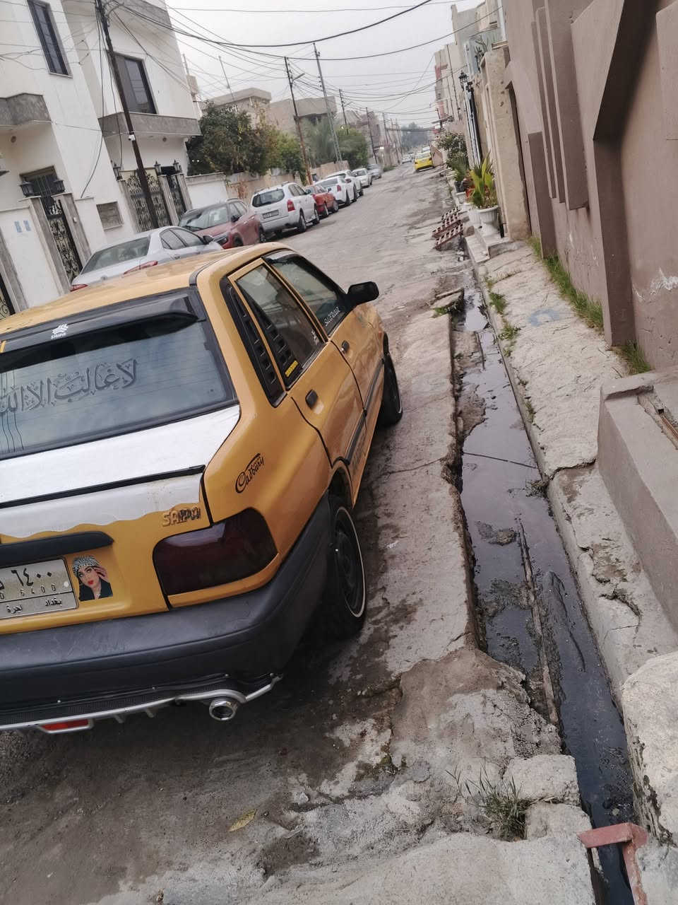 لبيع سايبه موديل 2010 كربون بنزين بيها وا هيها بس 9الف وا غرمات 100 مو عليك تخذ صفر واصحبها موجود شرط التحويل  السعر 25 وا بيها مجال الرقم *********** المحرك وا كير شرط المحرك مزطه
