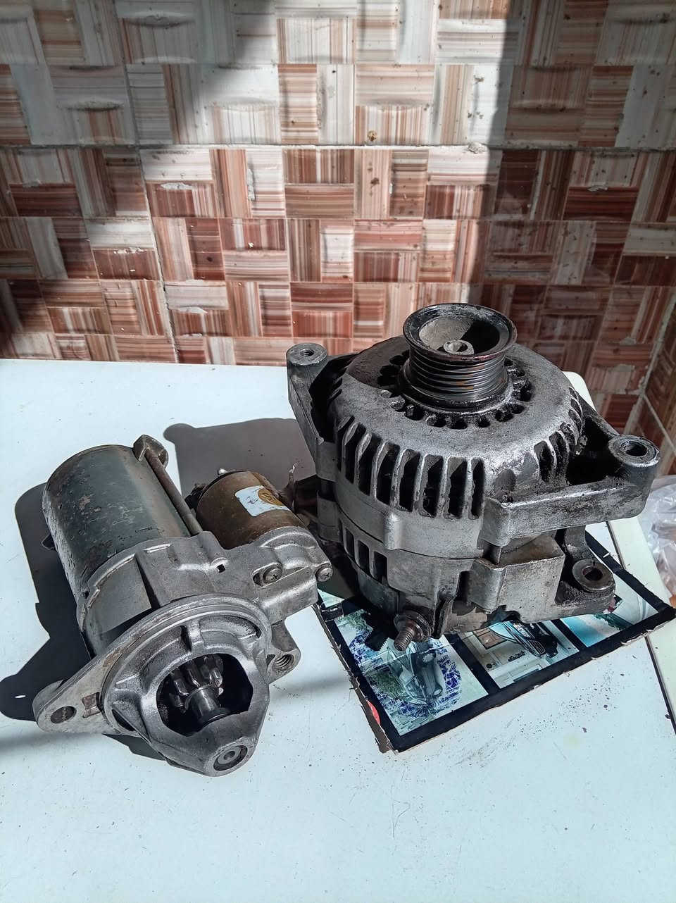 السلام عليكم هذه الأدوات خاصة البرنس أسعاره كالآتي   الداينمو فراشة مسكر والسلف سعر ٥٠ قفل مسطرة ونوزلات عدد٦ مسكر سعر ٣٥ الف قفل بلاستيك صدر ومش سعر ١٥ الف المسكنات عدد ٤ جديد سعر ٢٥ والبك لايت فراشة ٢٠ الف ويوجد أغراض اخرى


**إذا كنت صاحب هذا الإعلان وتريد حذفه لأي سبب، رجاءا أرسل رسالة إلى الدعم الفني**