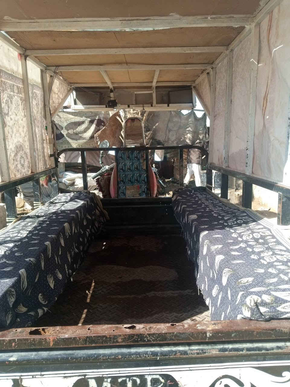 سلام عليكم ستوته للبيع مديل 14 ستوته حيل نضيفه اوراق سنويه رقم ابيض ستوته خير من الله محرك صار 5
ايام من شديته ***********هذا رقم راعيهه *********** هذا بي واتساب
