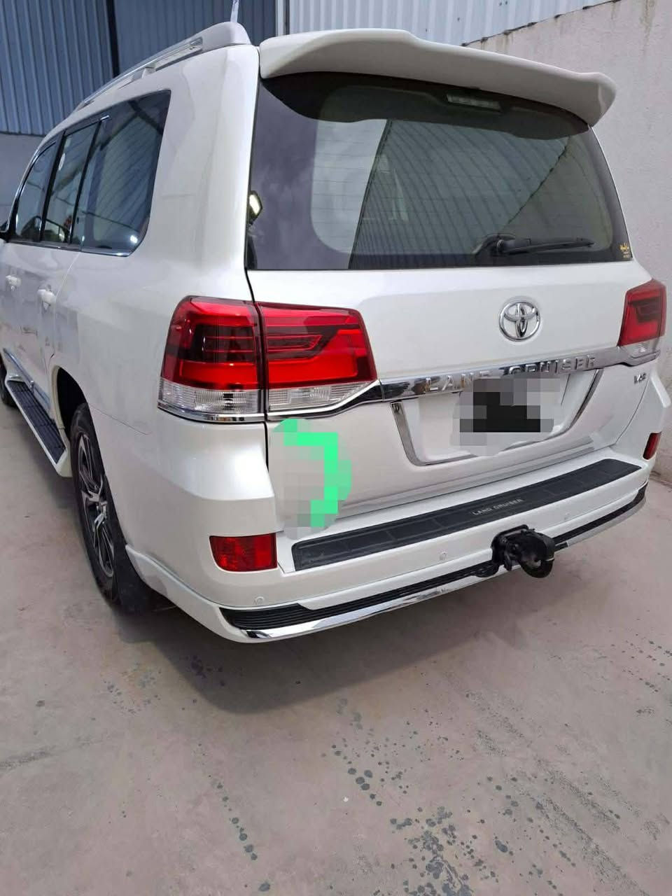 السلام عليكم سيارك للبيع
كراند تورن 
بلاك ادشن 
رقم بصرة 
مديل 2020
بيه صبغ كد شبر بالباب الورة 
بيه حادث بسيط من الخلف في الباب السفلي في الجانب الايسر صبغ ومعجون في الباب فقط وباقي البدي سليم محرك 8 سلندر ماشية 85 حقيقي 5 بصمات
مكان السيارة البصرة 
السعر 515بيه مجال 
للاستفسار تواصل معنا
***********
