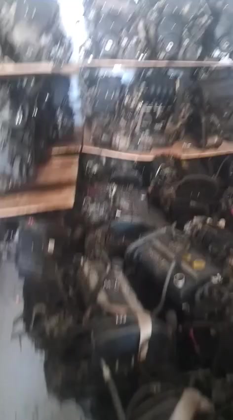 سلام عليكم ورحمة الله وبركاته يتوفر لدينا محركات السيارات 
محرك (اوبترا - اڤيوا ) حاوية كصة 

العنوان بغداد الطالبية ساحة 83 مجمع بغداد 

البيع جملة مفرد 

للتواصل الاتصال على هذا الرقم ***********.
